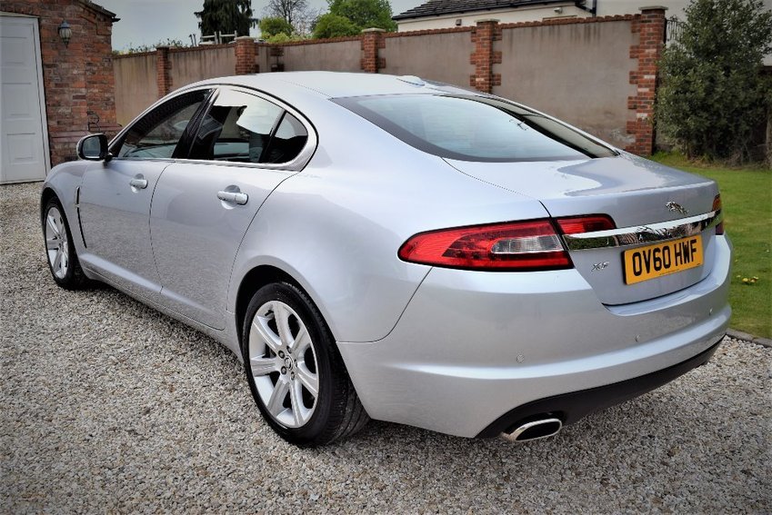 JAGUAR XF