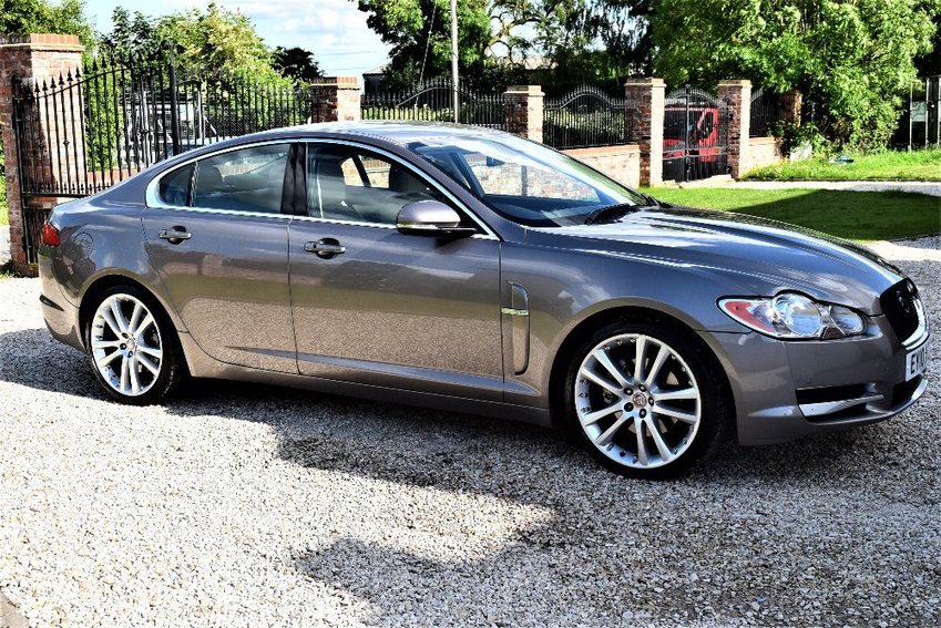 JAGUAR XF