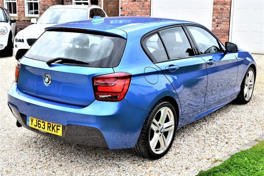 View BMW 1 SERIES 116I M SPORT