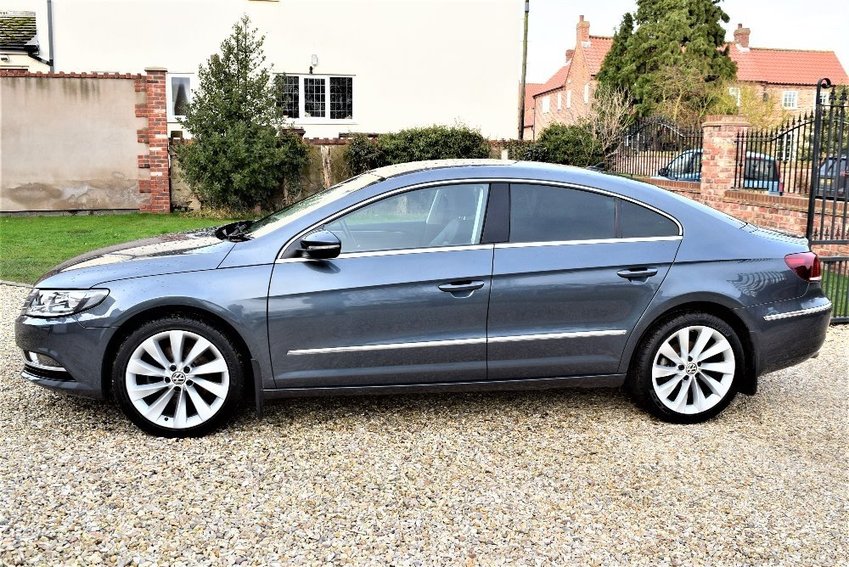 VOLKSWAGEN CC