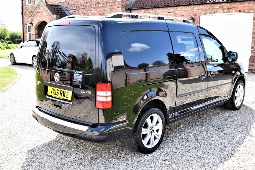 View VOLKSWAGEN CADDY MAXI C20 TDI KOMBI