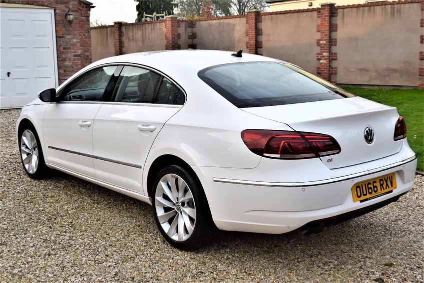 VOLKSWAGEN CC