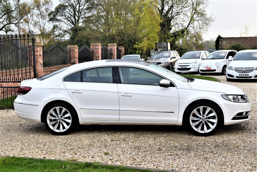 View VOLKSWAGEN CC MODA TSI BLUEMOTION TECHNOLOGY DSG