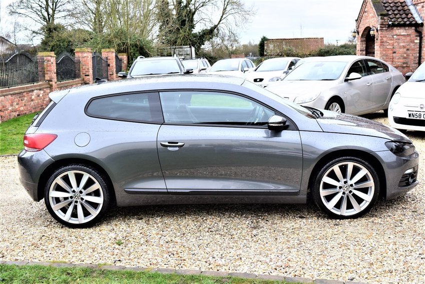 View VOLKSWAGEN SCIROCCO GT TDI DSG