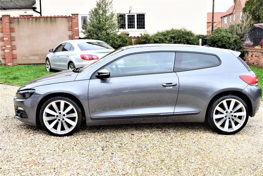 VOLKSWAGEN SCIROCCO