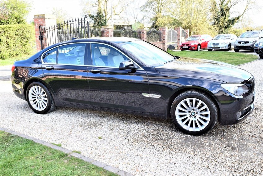 View BMW 7 SERIES 730d Step Auto 730 SE Luxury Edition