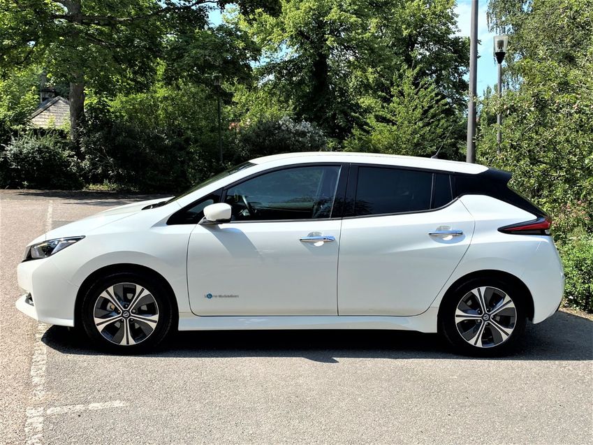 NISSAN LEAF