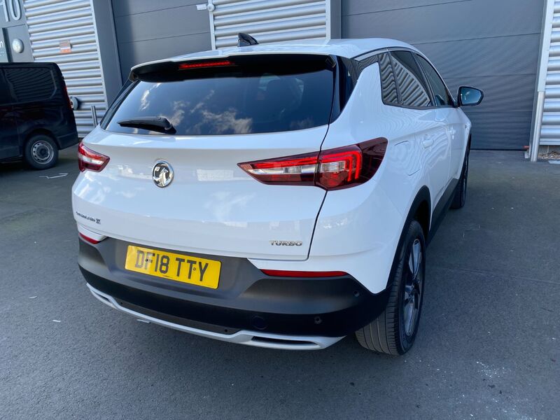 View VAUXHALL GRANDLAND X SPORT NAV SS